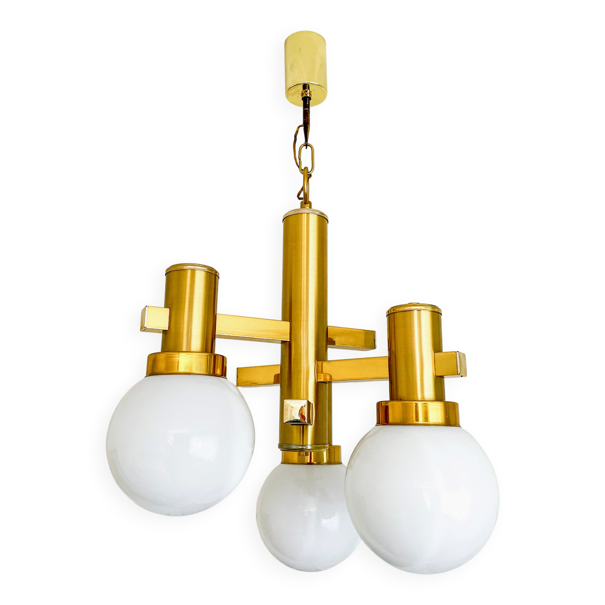 Chandelier vintage en laiton et opaline, années 1970, dans le style de Sciolari.