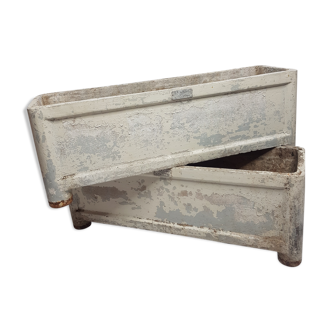 Paire de bacs en ciment de style art déco Chanal, 65 cm