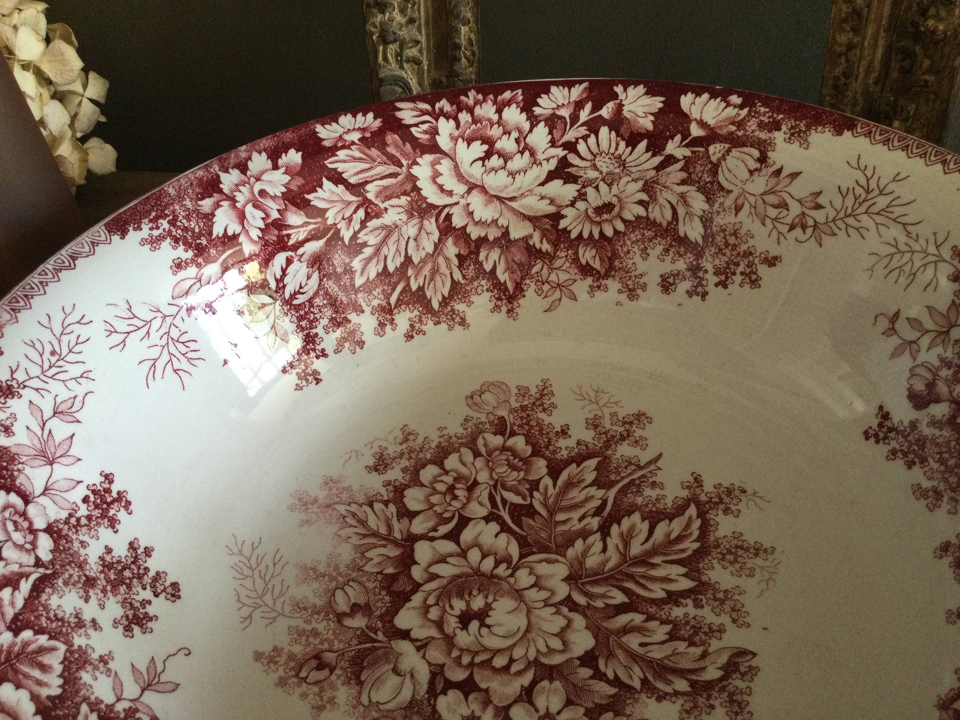 Antique iron earth toilet set