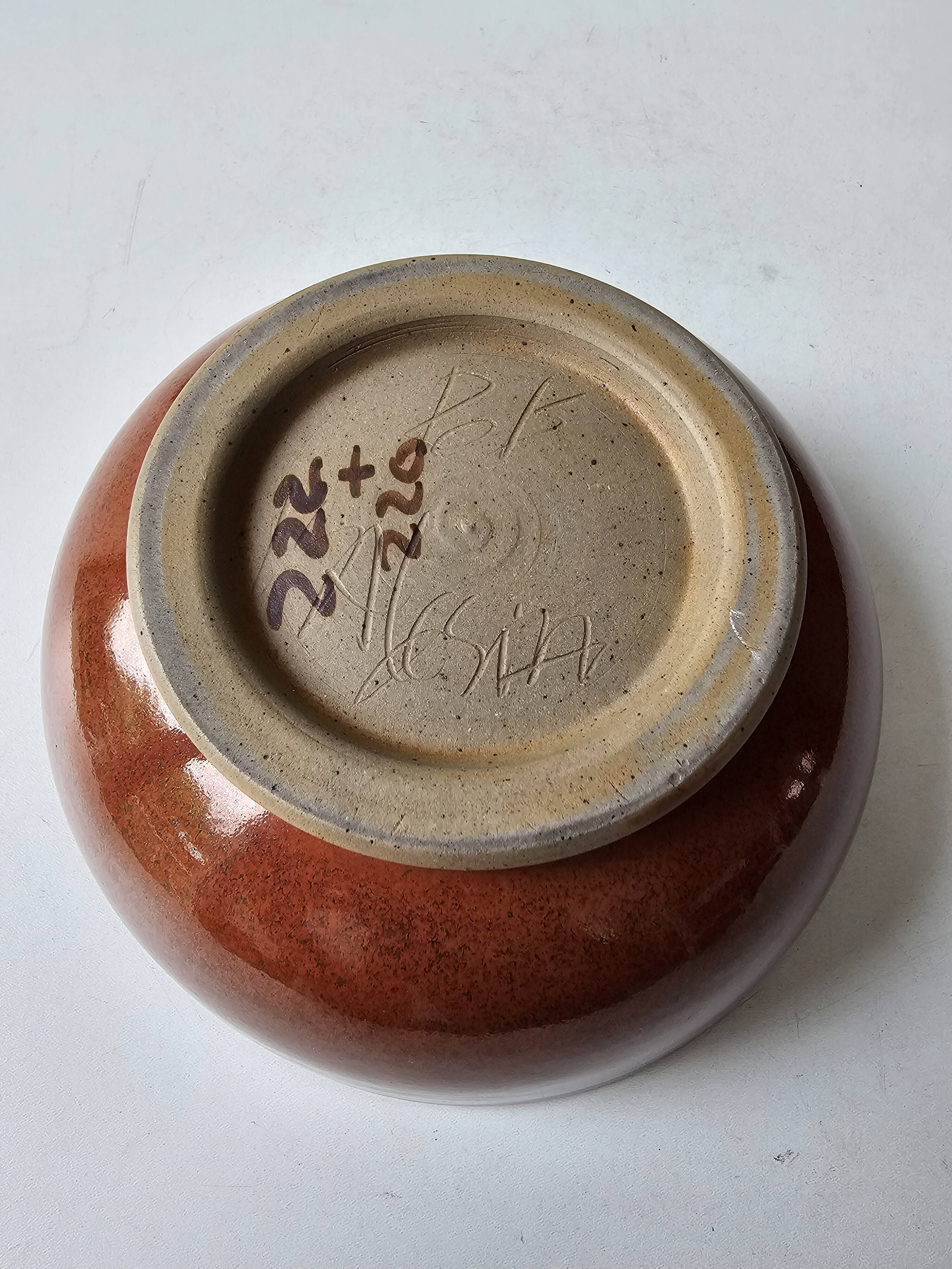 Salad bowl - Glazed ceramic bowl Signed Alésia