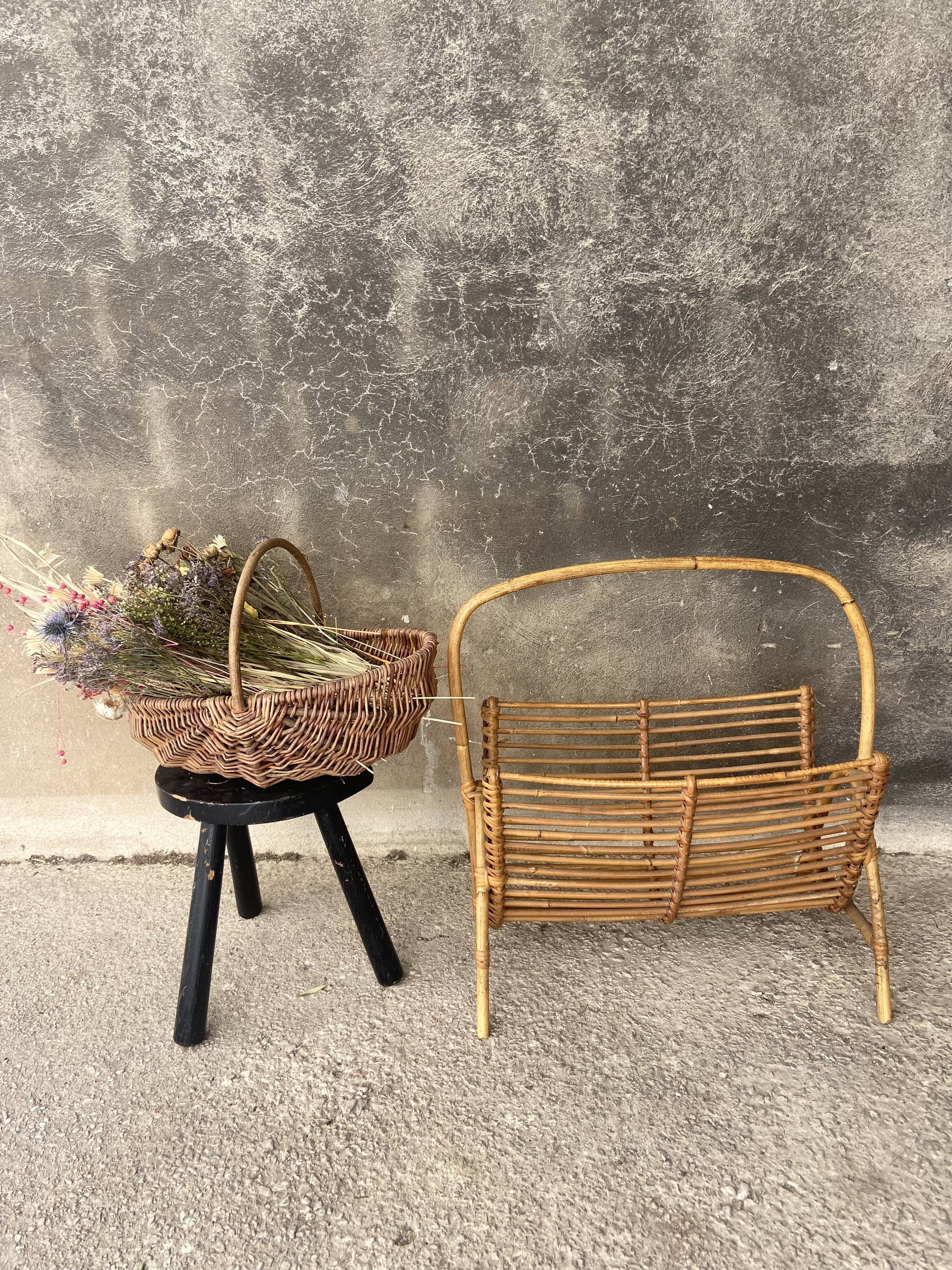 Rattan magazine holder