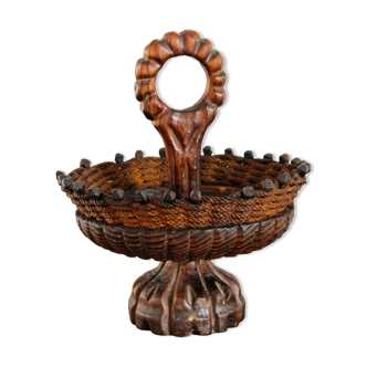 Coupe à fruits en bois sculpté