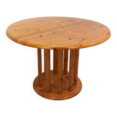 Vintage Scandinavian round dining table Rainer Daumiller in pine.