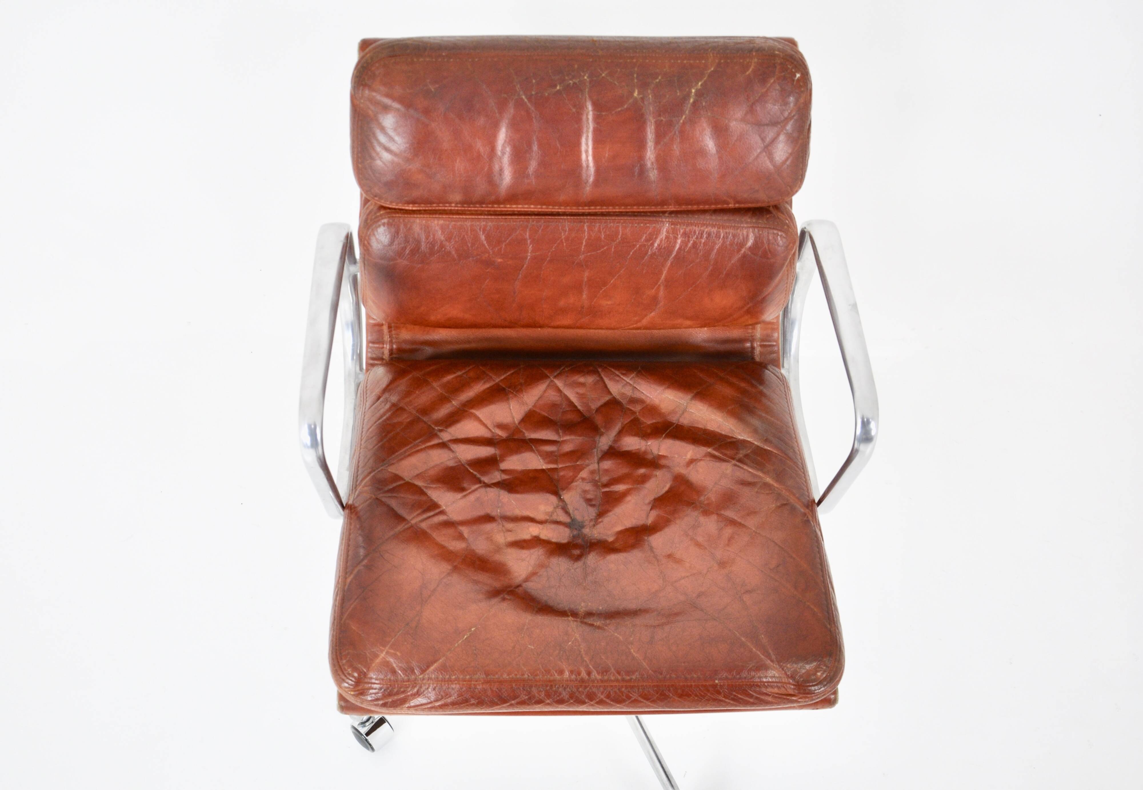 Office armchair by Charles and Ray Eames for Herman Miller, 1970