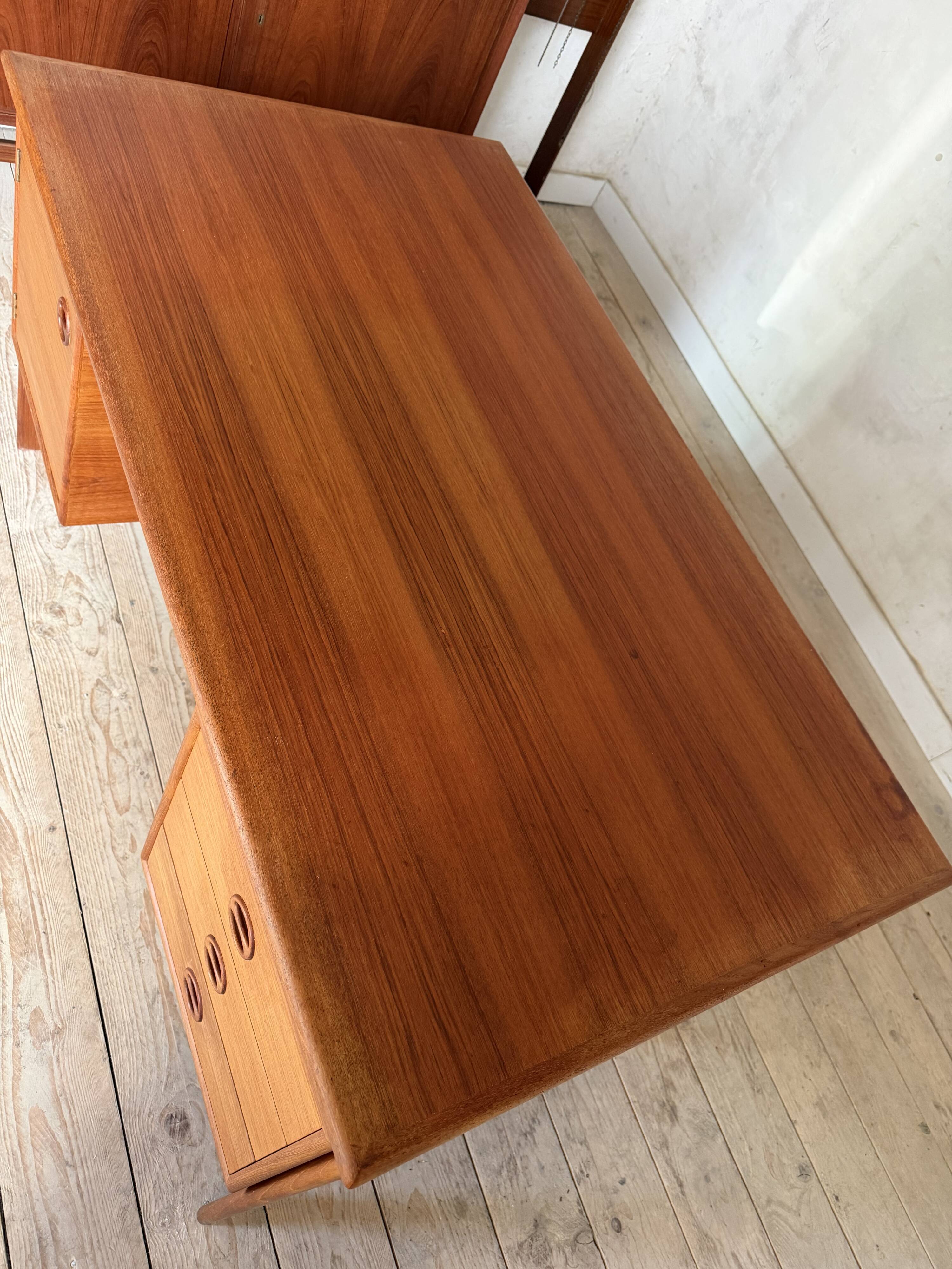 Bureau vintage scandinave teck,  Danemark