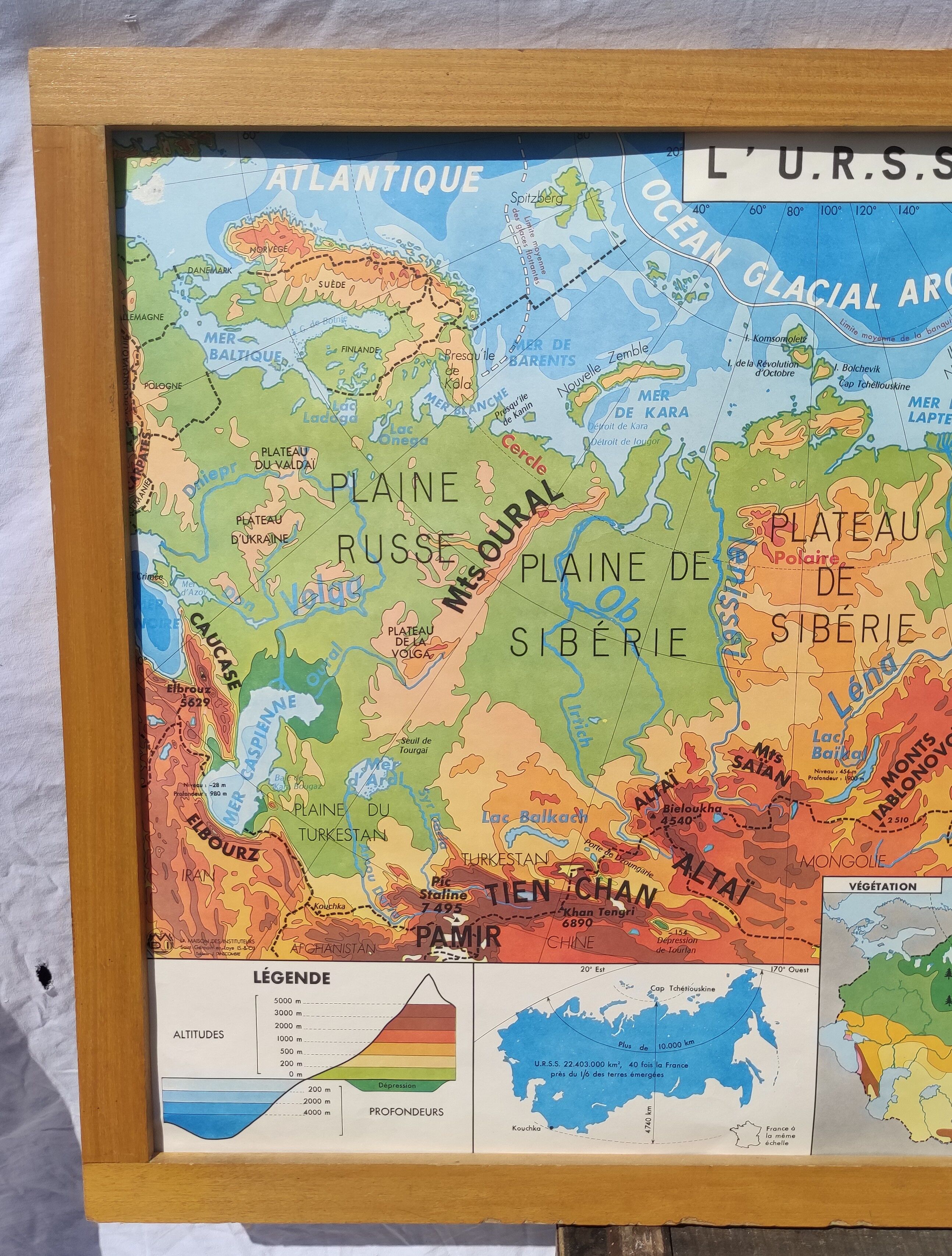 Geographical pedagogical and school poster the House of Teachers