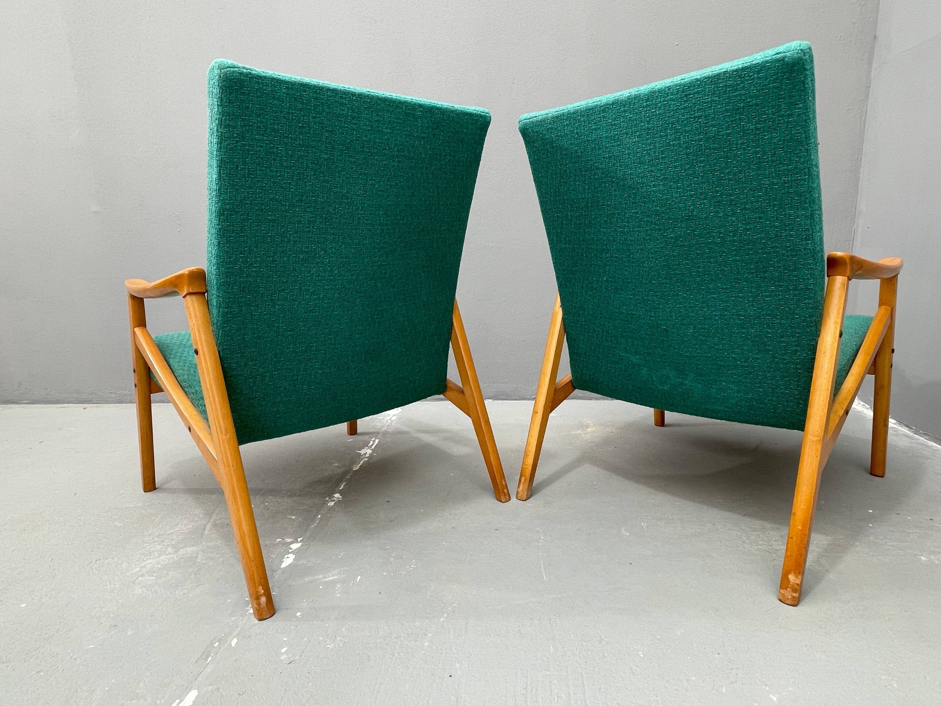 Paire de fauteuils vintage par Jiří Jiroutek pour Interiér Praha, 1960