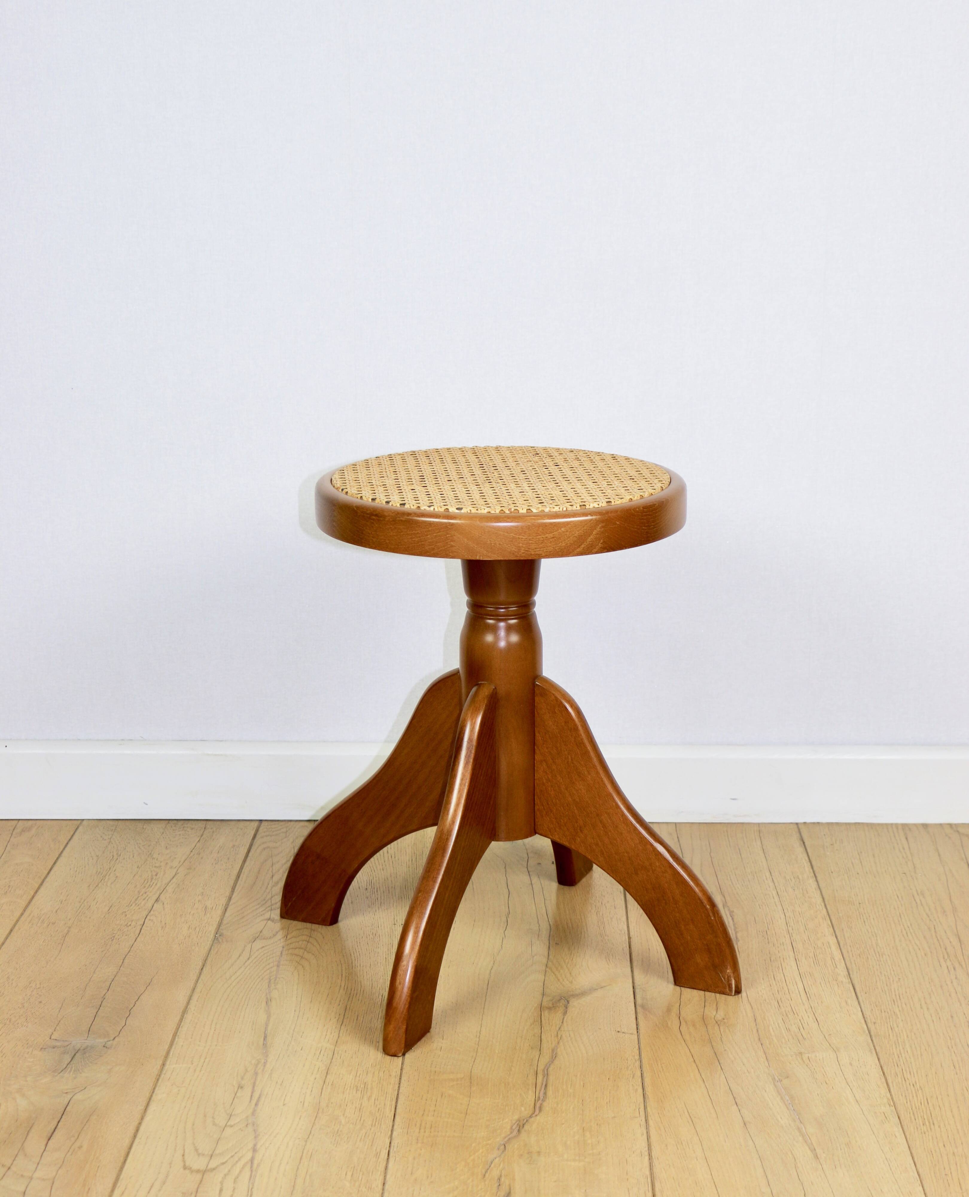 Adjustable vintage round piano stool