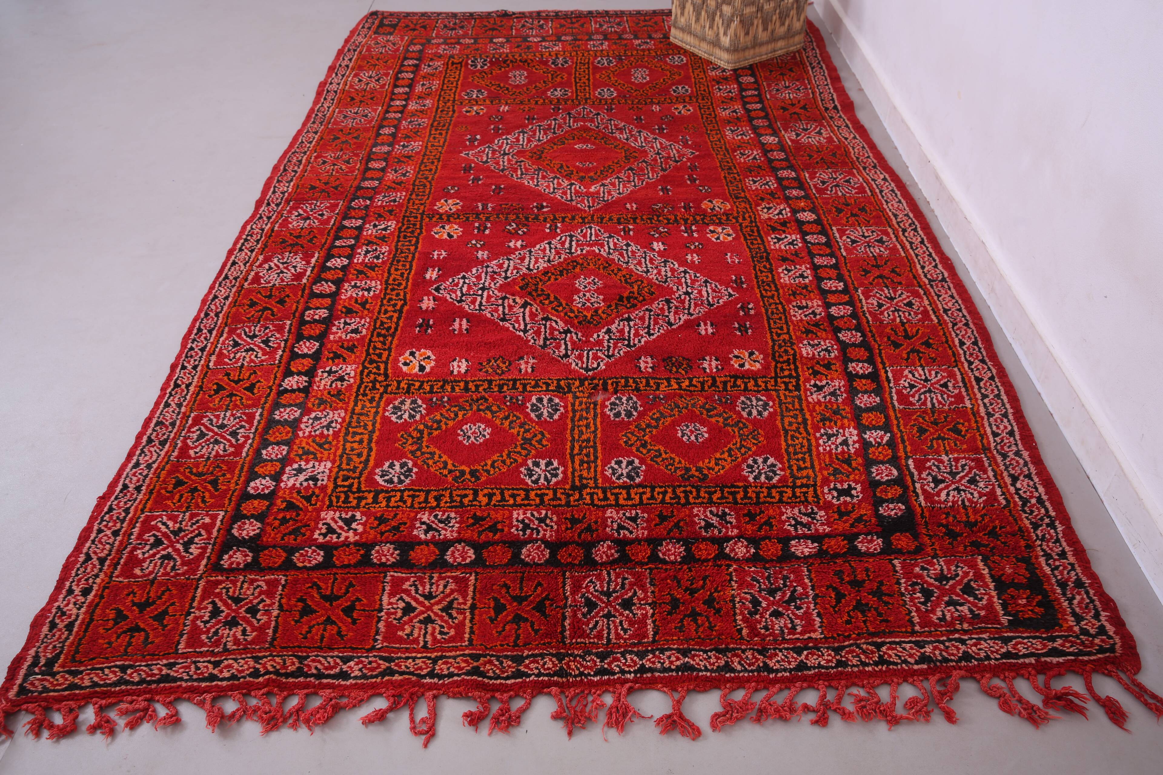 Red Vintage Moroccan Rug 192 x 321 cm - Berber Wool Rug - Handmade Rug Boho
