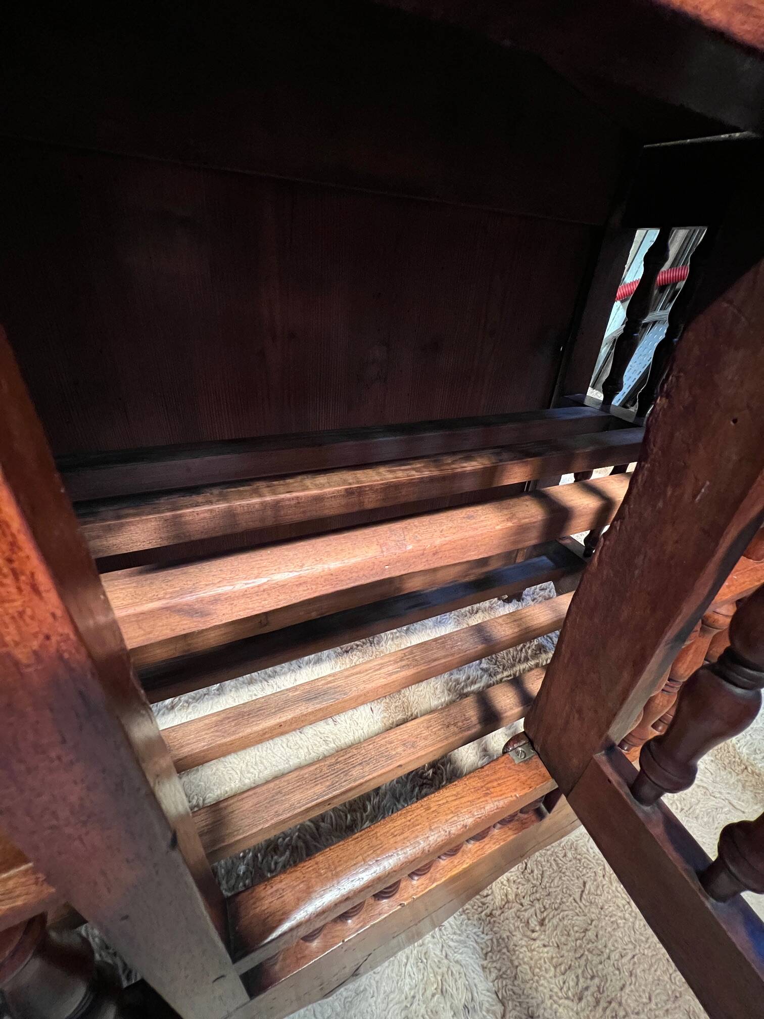 Panetière xviii, louis xv style walnut policeman's hat