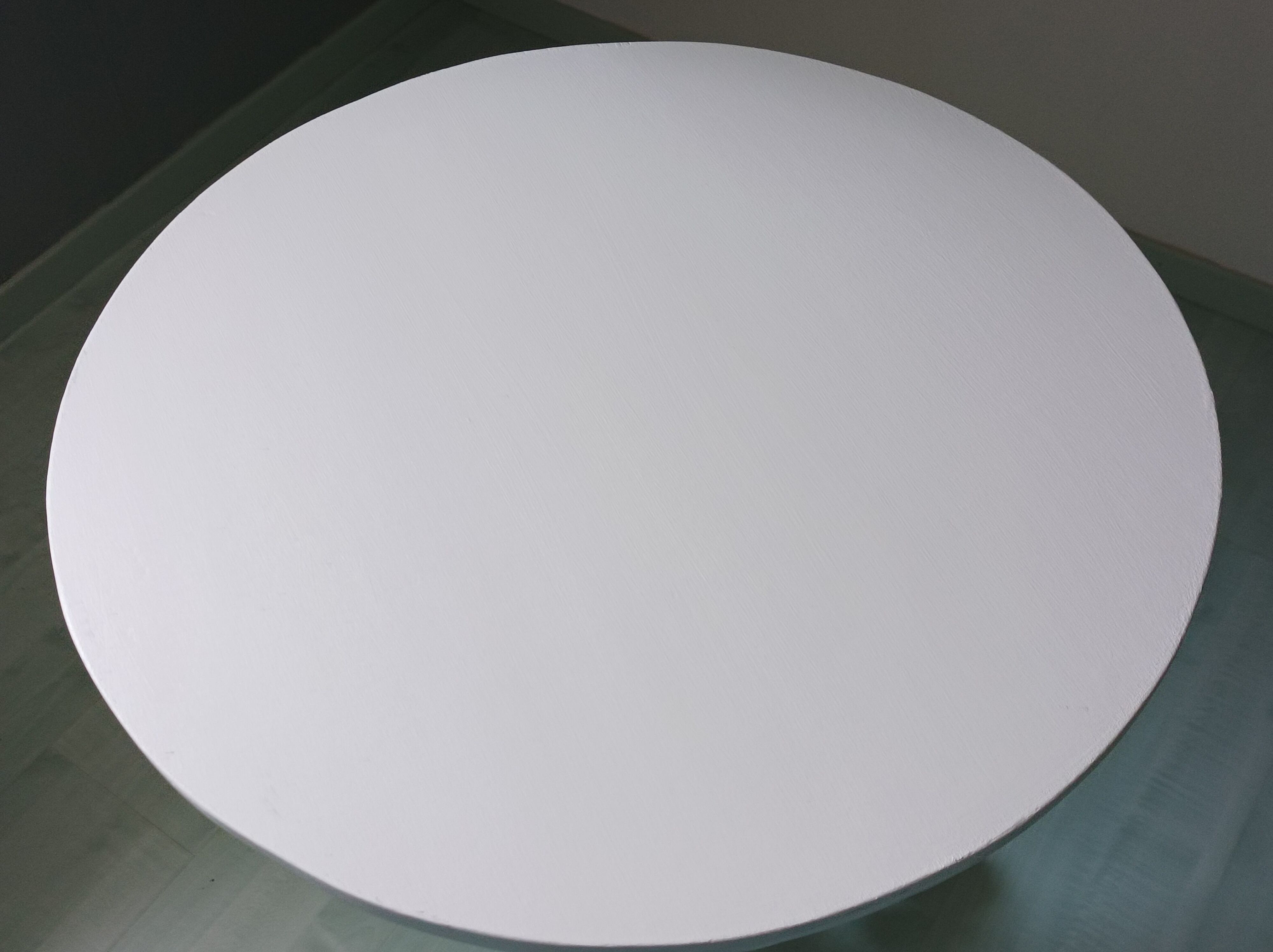 Pedestal table in old wood