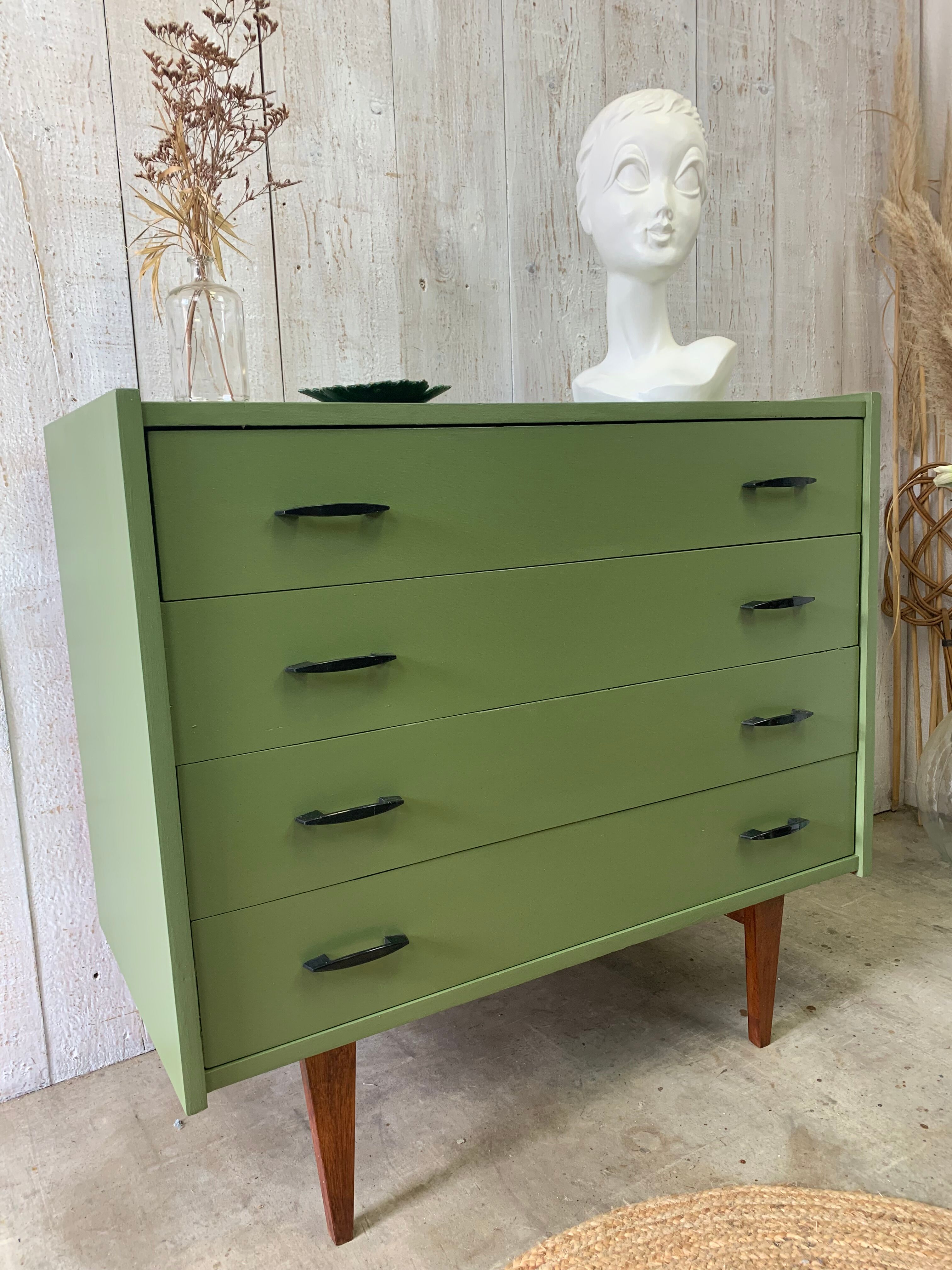 Chest of drawers from the 50s