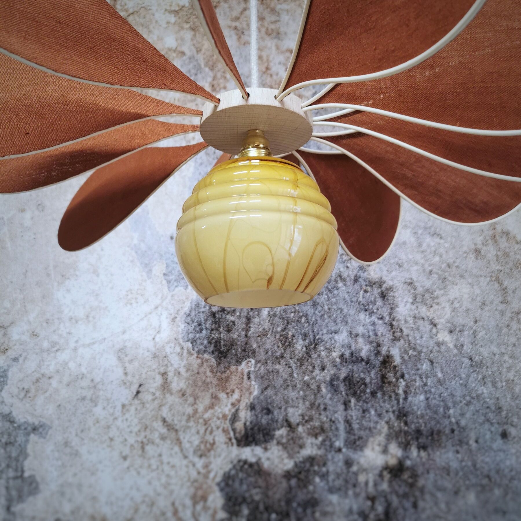 Pendant light flower 12 blades linen, rattan and vintage globe