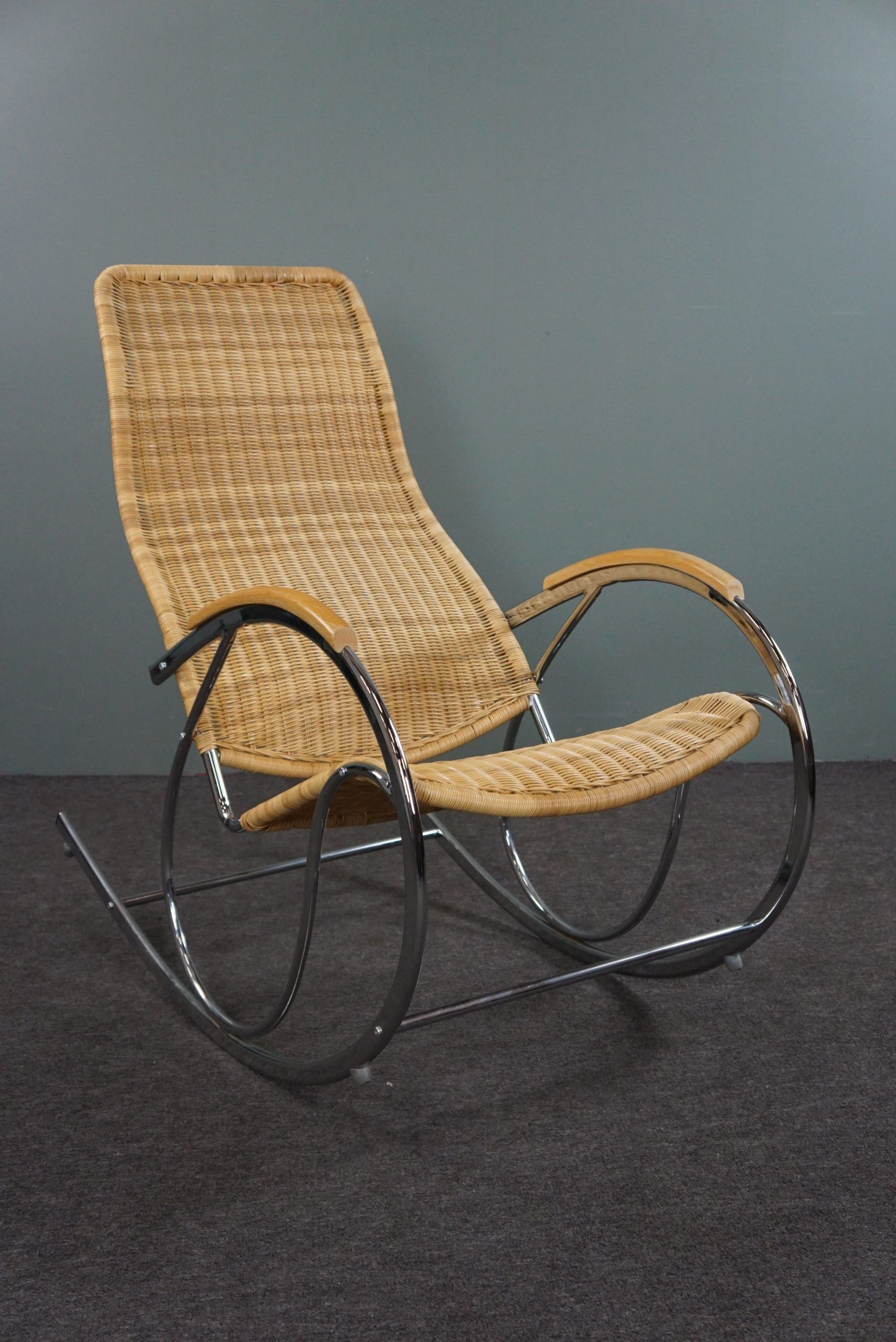 Rocking chair vintage Italian design