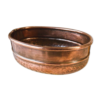 Oval hammered copper planter