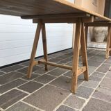 Winegrower's farm table