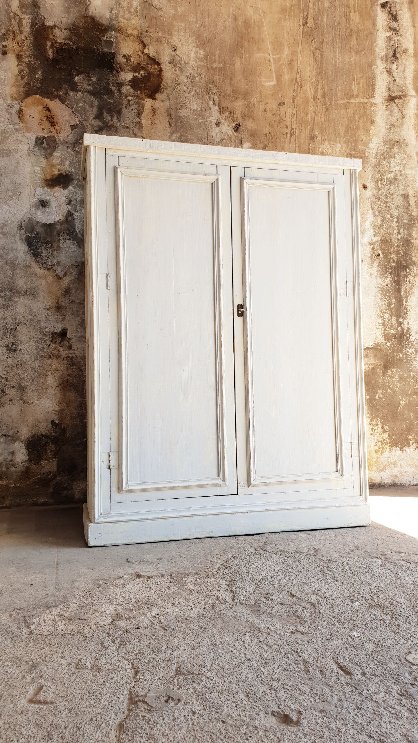 Armoire ancienne