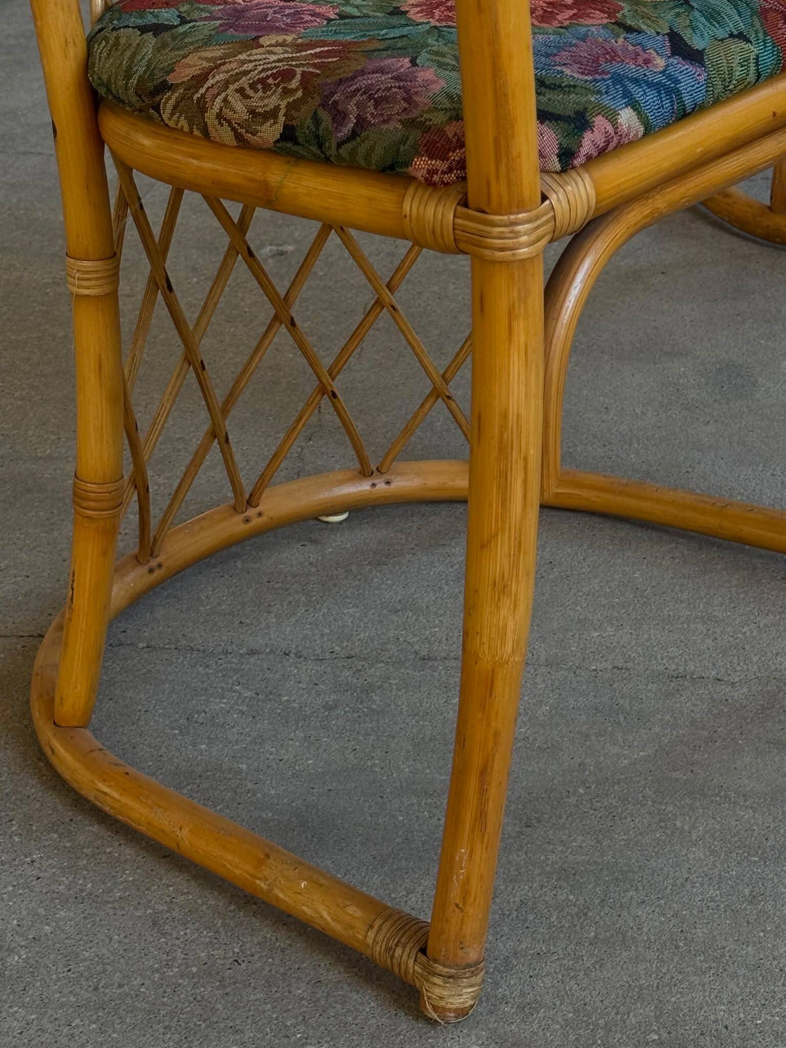 Set of 6 sculptural vintage bamboo dining chairs, modern Danish design, made in the 1960s.