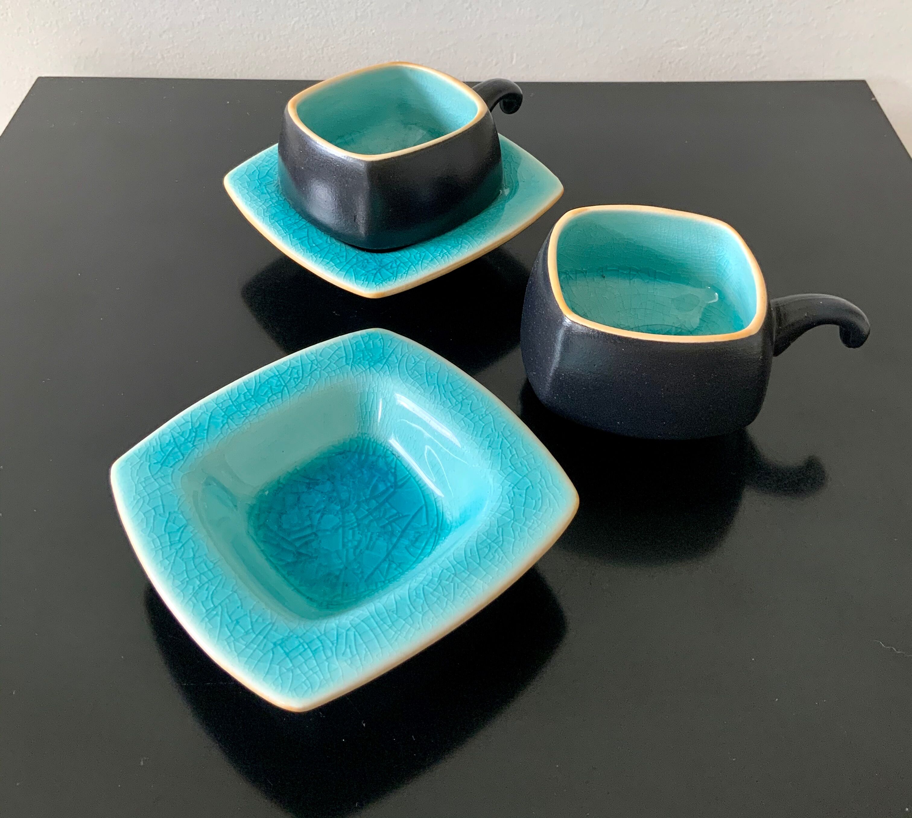 Set of 4 ceramic cups