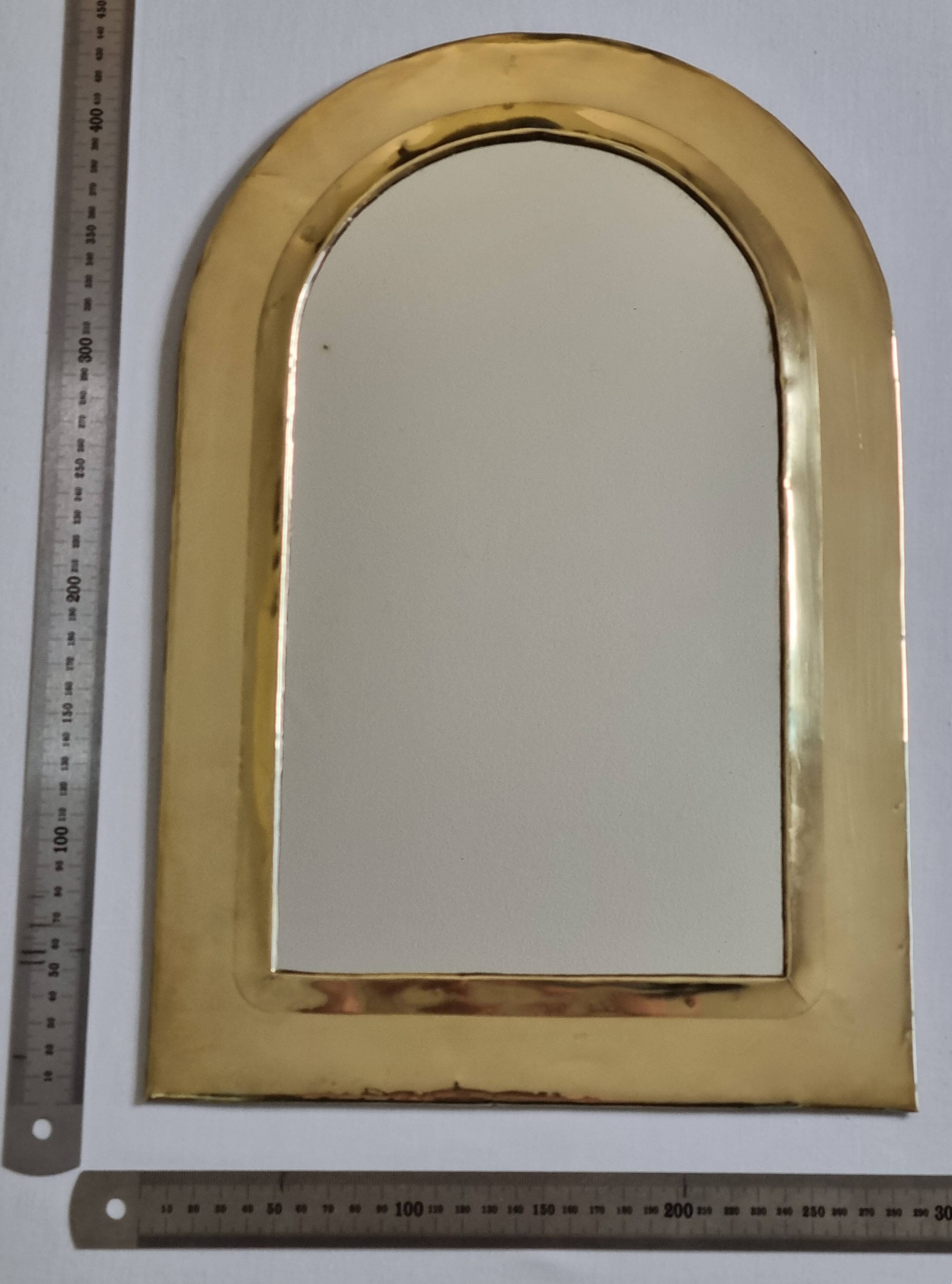 Miroir mural arche en laiton poli, artisanat marocain, 44 x 29 cm