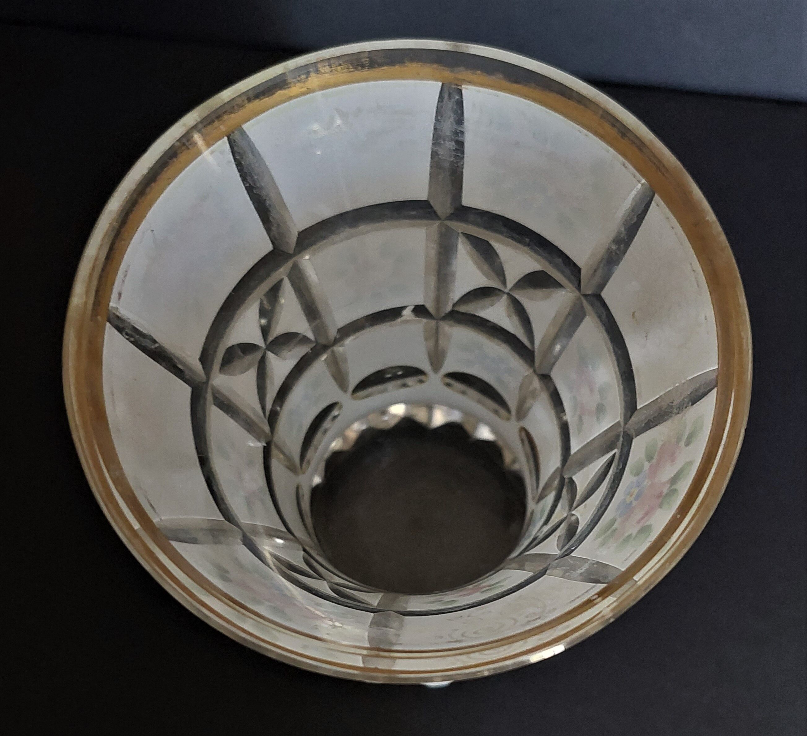 Vase with violets double cut glass nineteenth