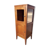 Furniture showcase compass feet