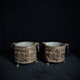 Paire de Cache-pots 19ème Siècle en Cuivre-Laiton Avec Putti en Repoussé