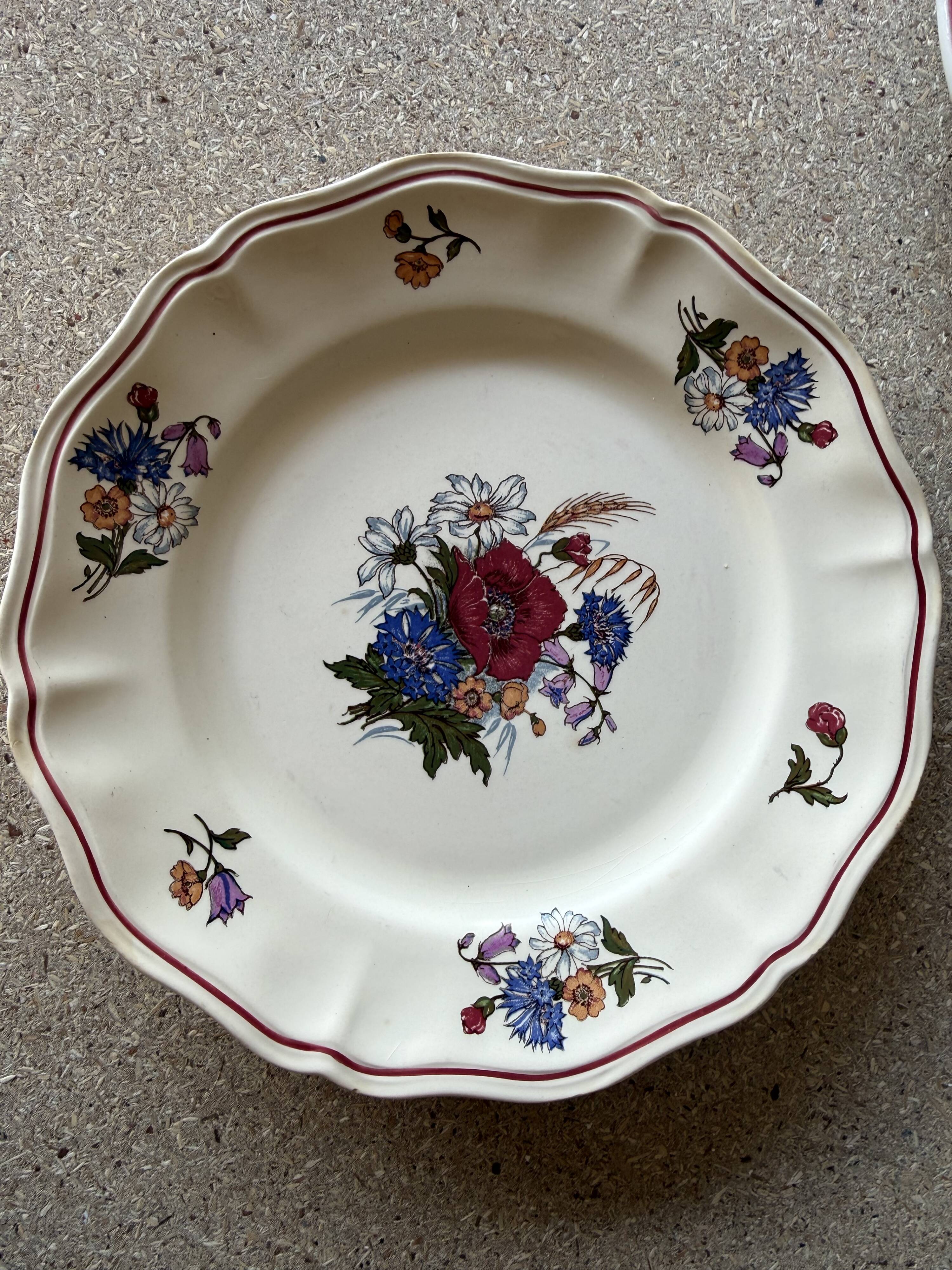 Set of 146 Vintage Plates