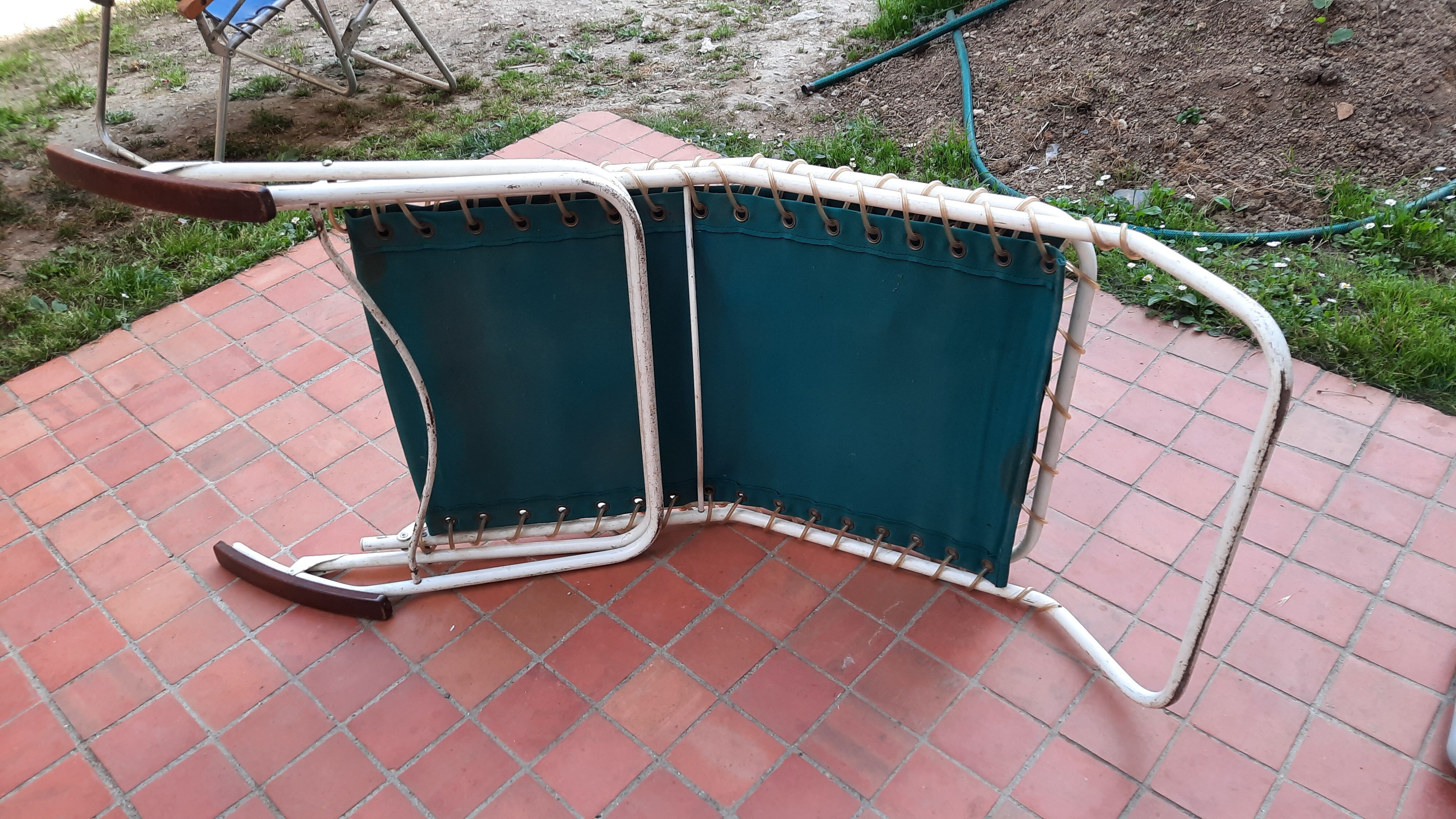 Chaise longue basculante