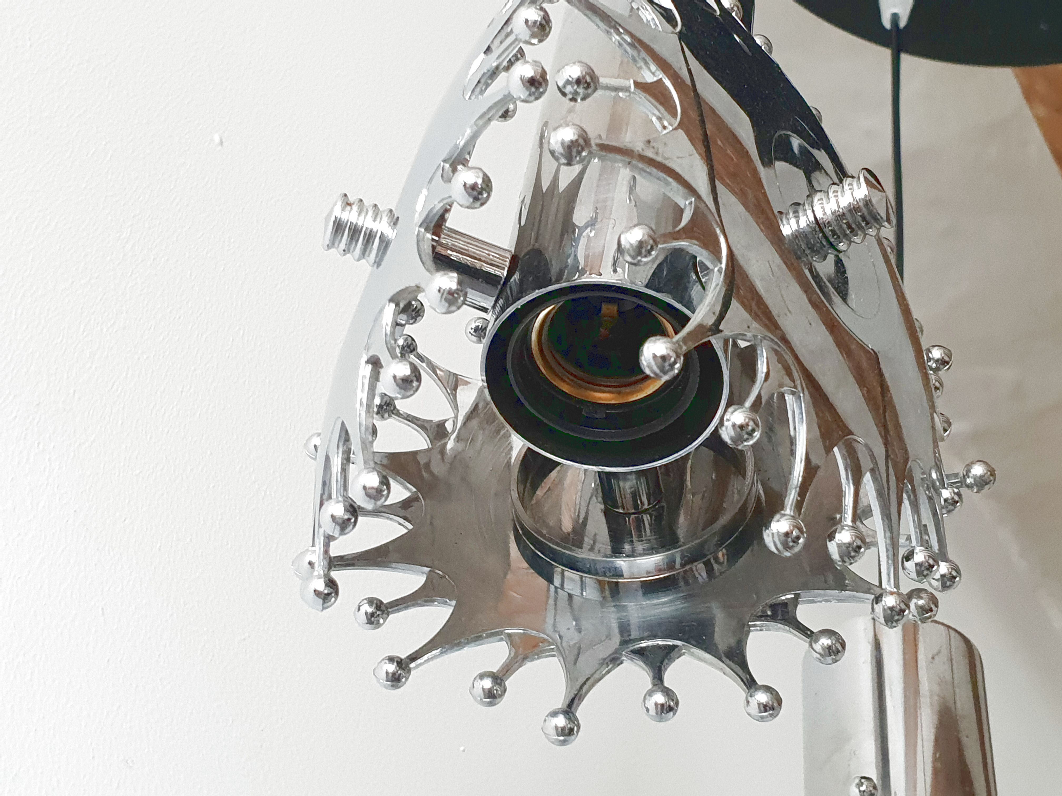 1970 Vintage waterfall suspension