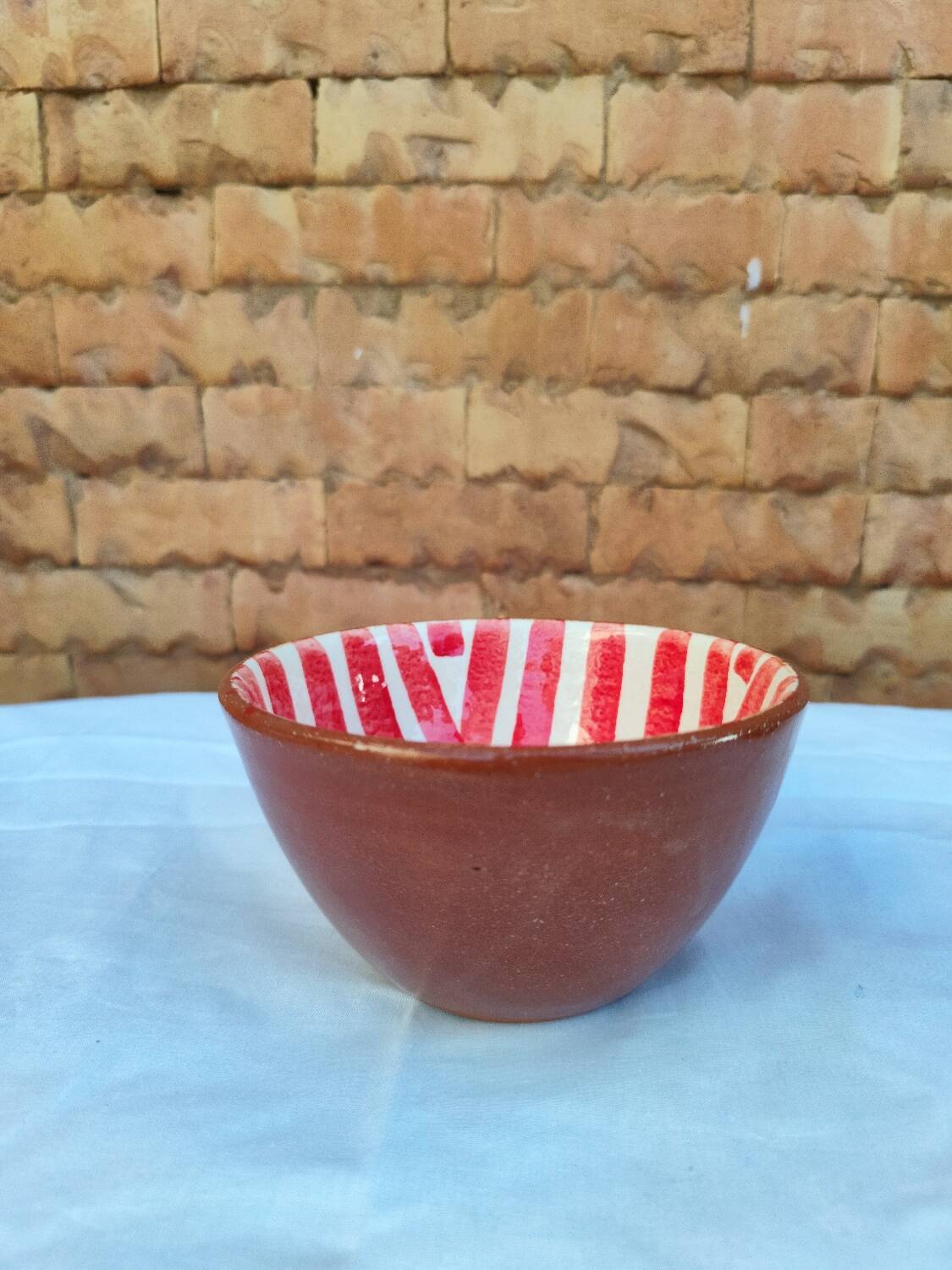 Boxes of 2 Ourika striped bowls