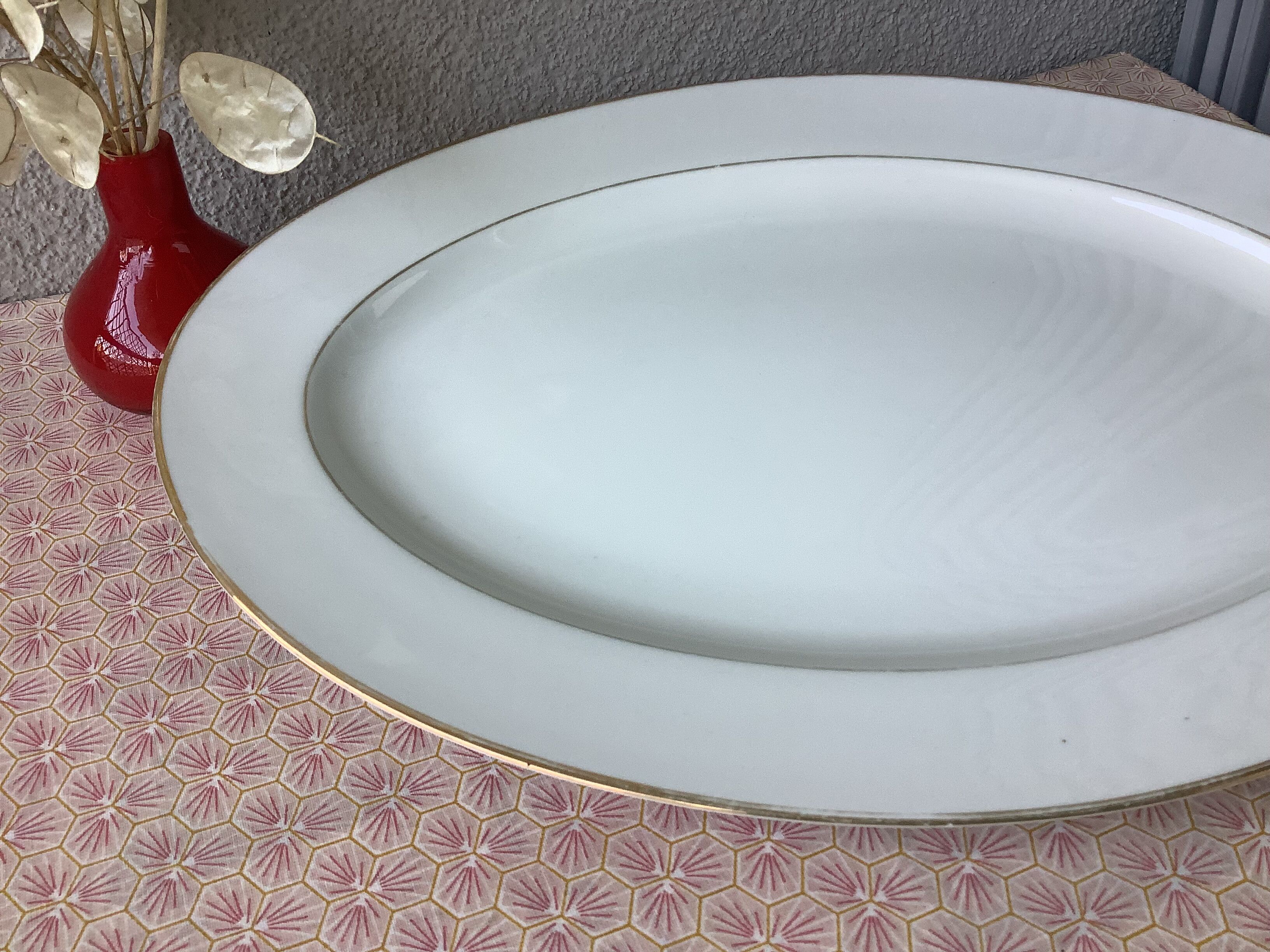 Nitto Hawthorne Japan serving dish - prestige tableware