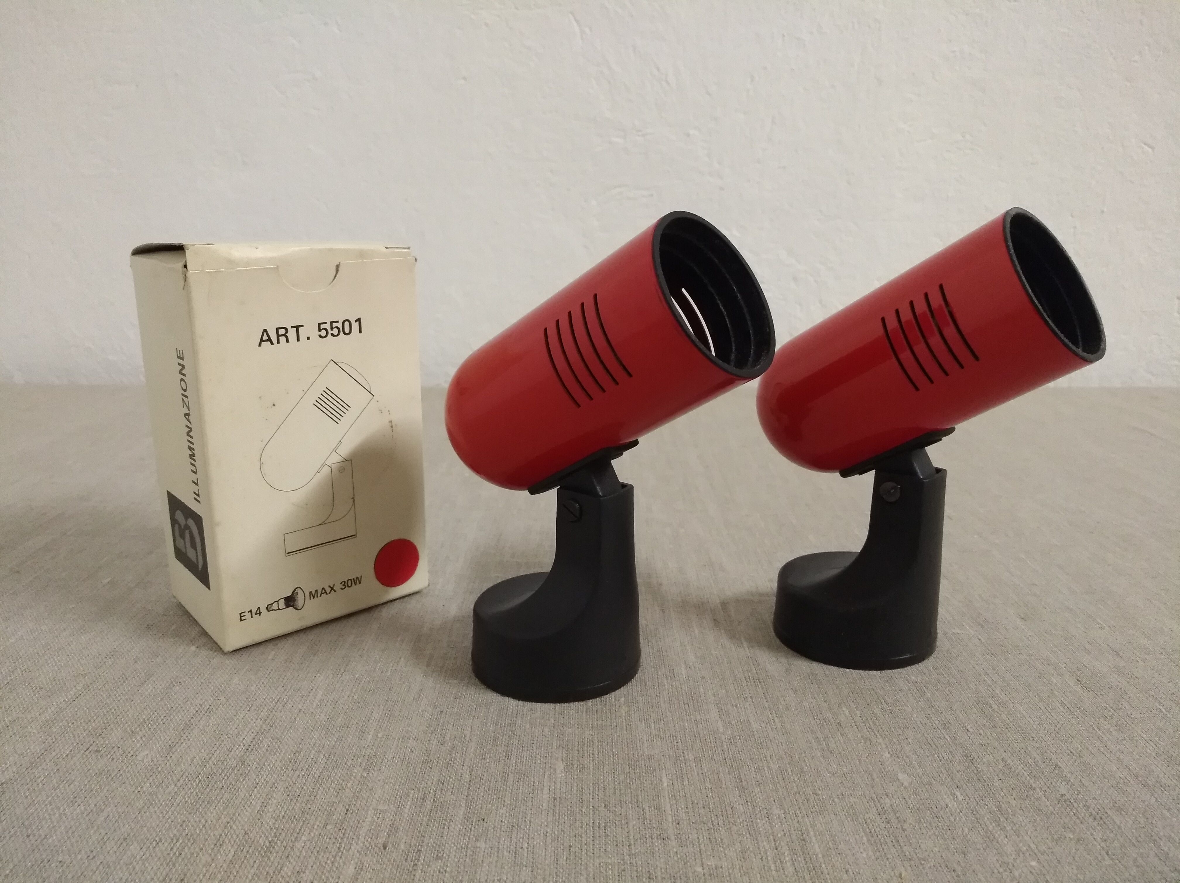 70s/80s spot wall light