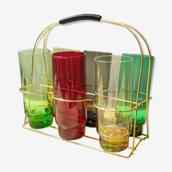 6 colored glasses and vintage brass basket