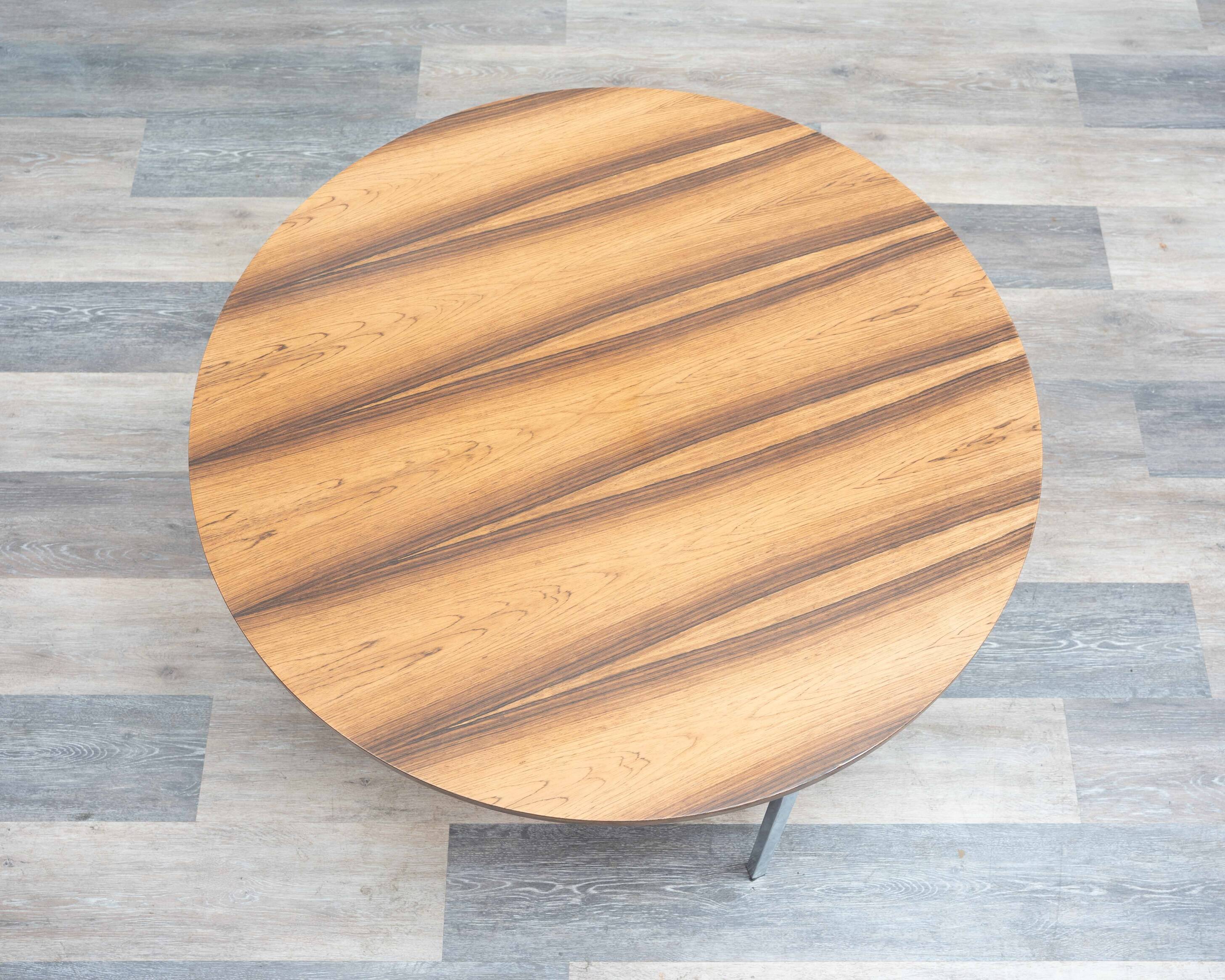 1970s round coffee table, with a remarkably beautiful grain.