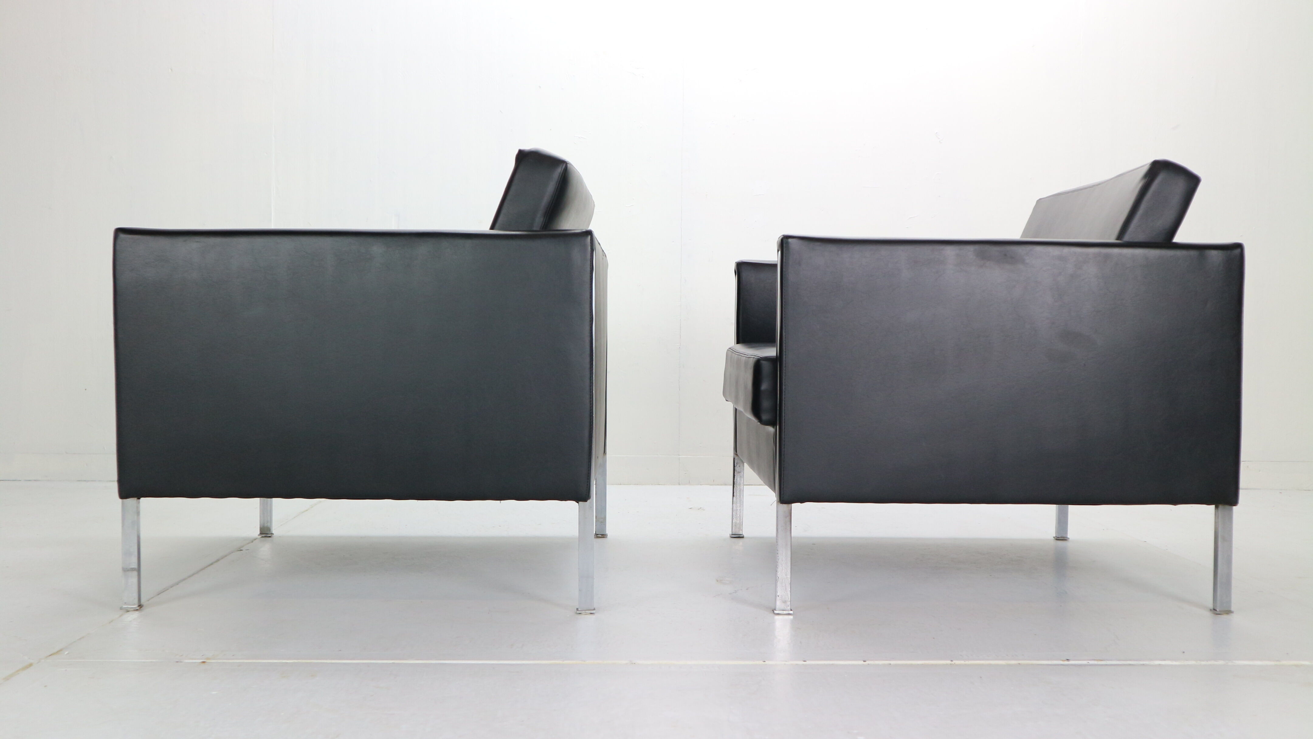 Pierre Paulin Set of 2 "442" Club Chairs for Artifort, 1960