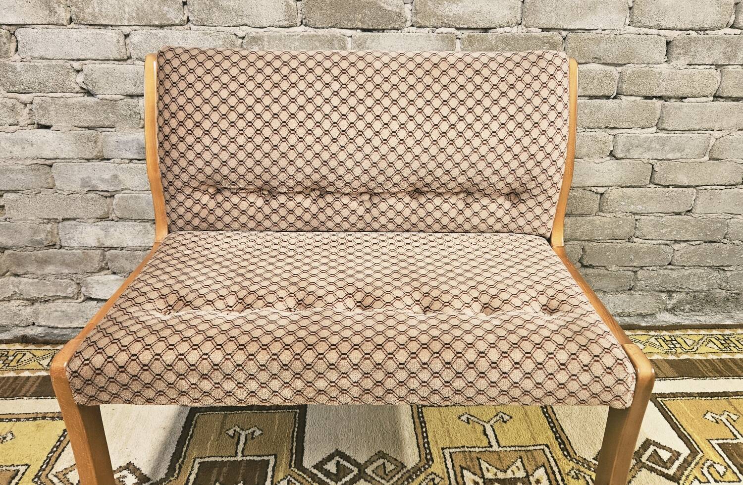 Scandinavian 2-seater bench 1970 vintage