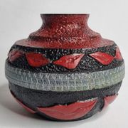 Vase boule "baisers" décoratif en bouleau signé, 12,5 cm