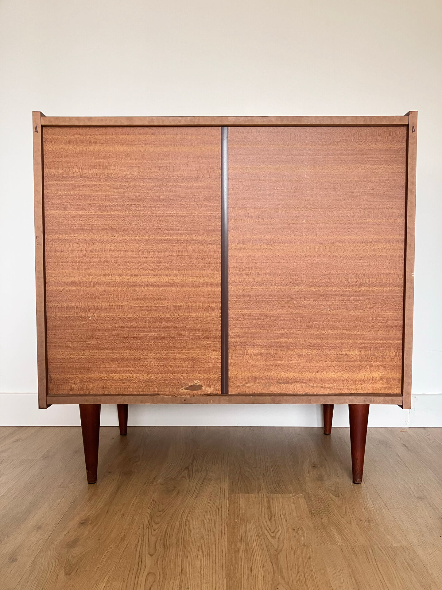 Scandinavian commode with pencil legs