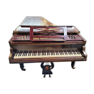 Grand piano Erard