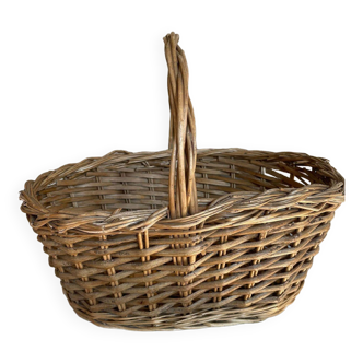 Small basket in gray wood color