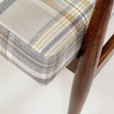Fauteuil vintage et repose-pieds tartan beige bleu modern design