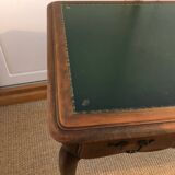 Bureau sous main en cuir ancien