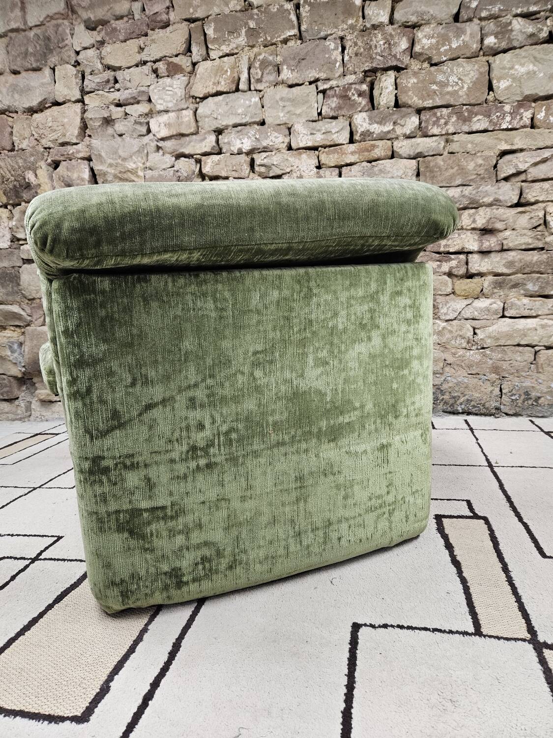 Vintage fireside chair 1970"