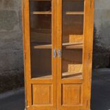 Glass library 1900