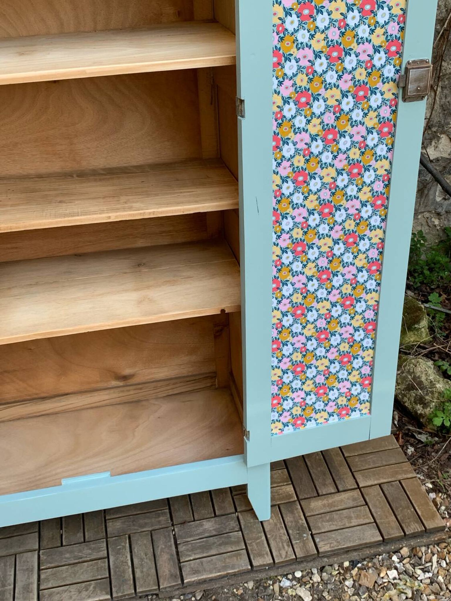Armoire parisienne vintage bleu vert grisé