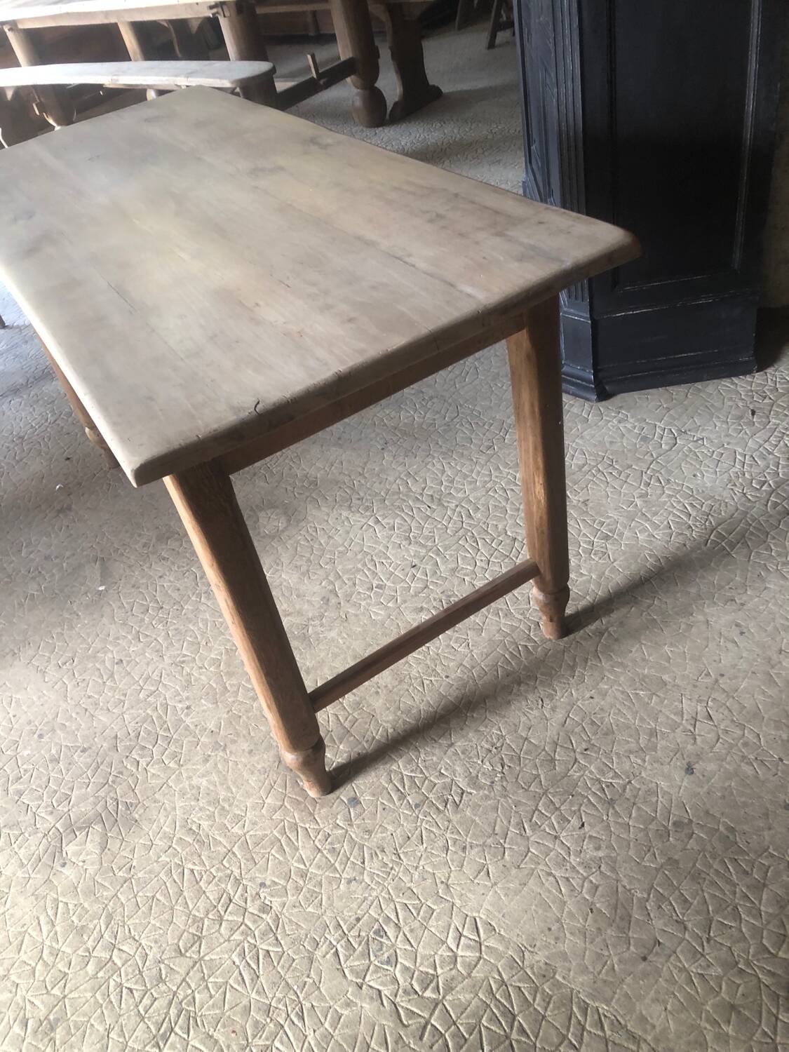 Farmhouse table