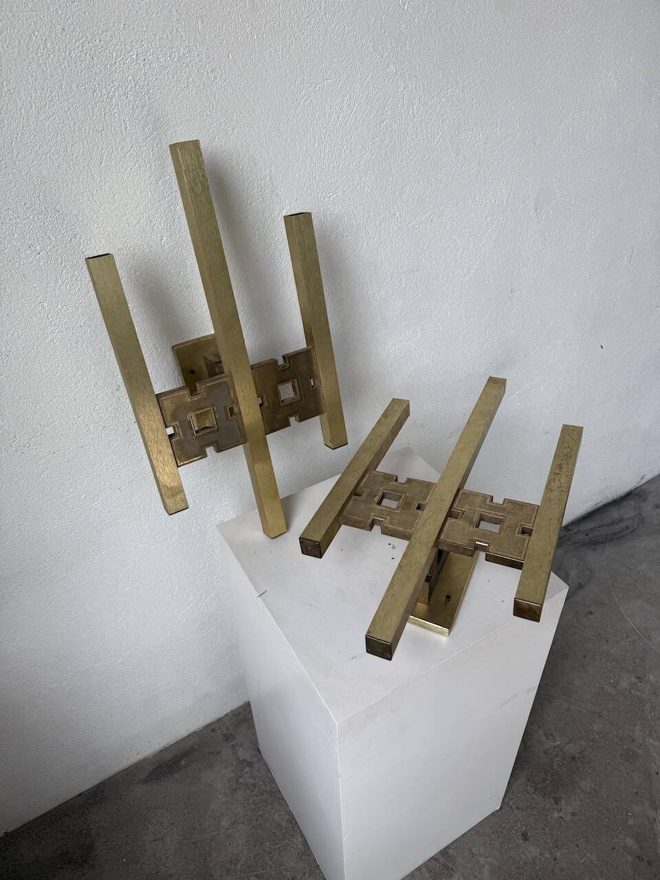 Pair of Regency brass wall lights in Italy