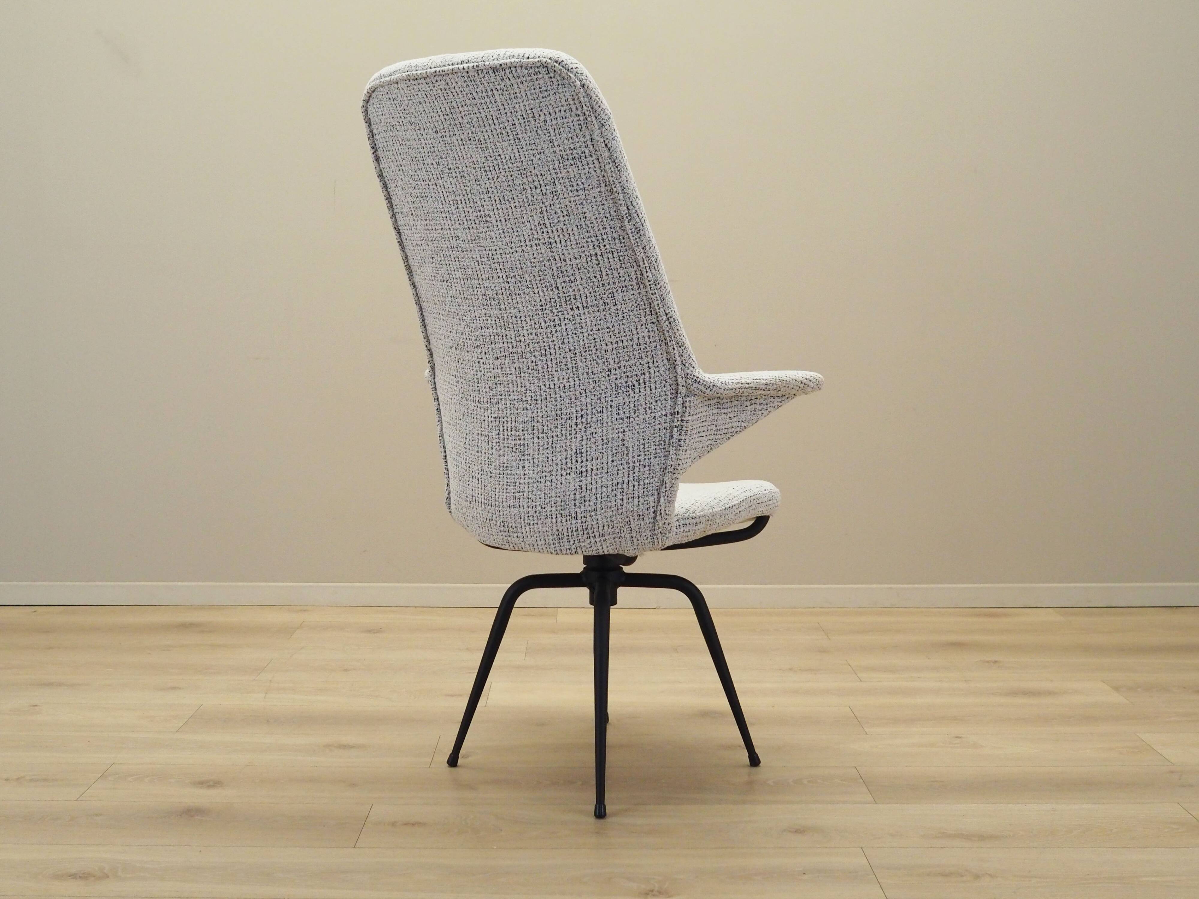 Swivel armchair, Italian design, 1970s, production: Italy