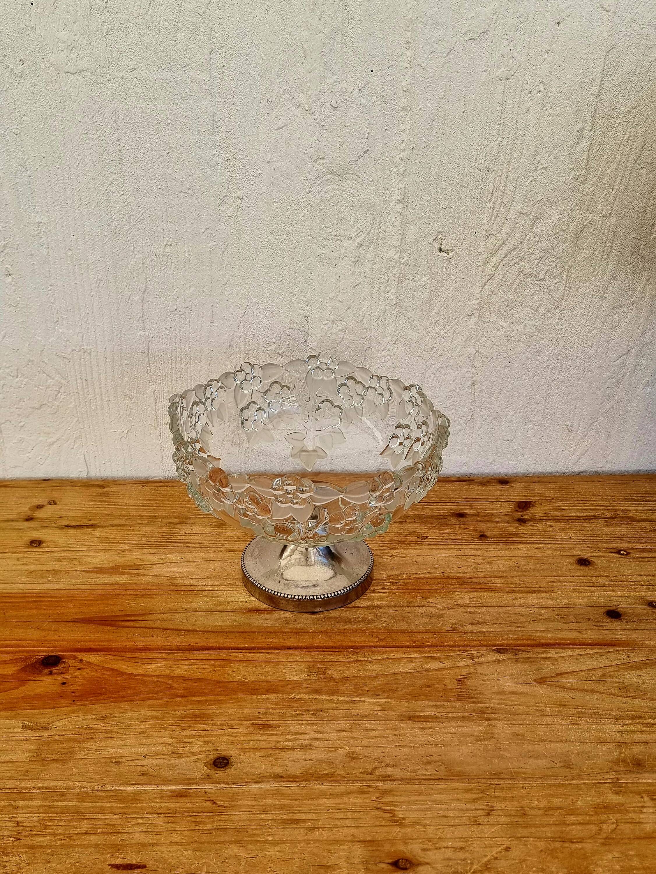 Vintage glass fruit bowl